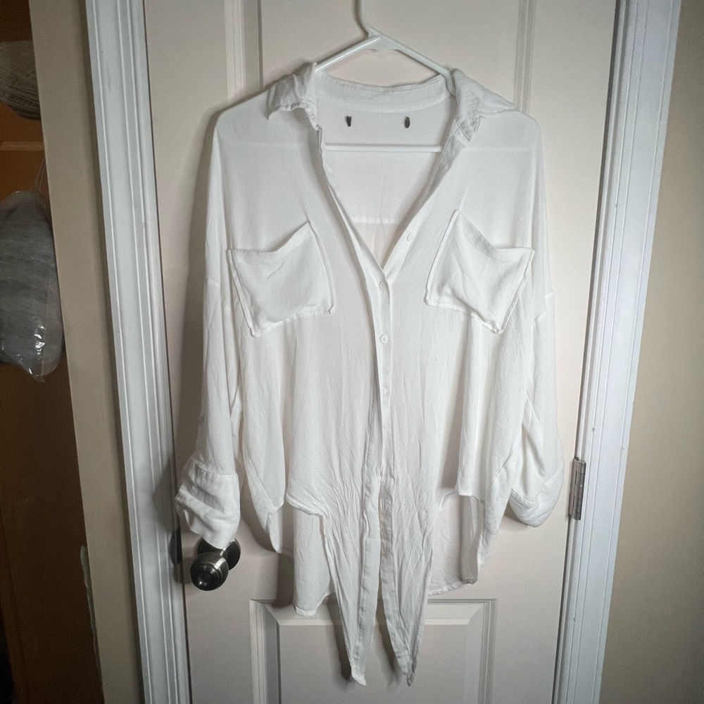 White button up vacation blouse